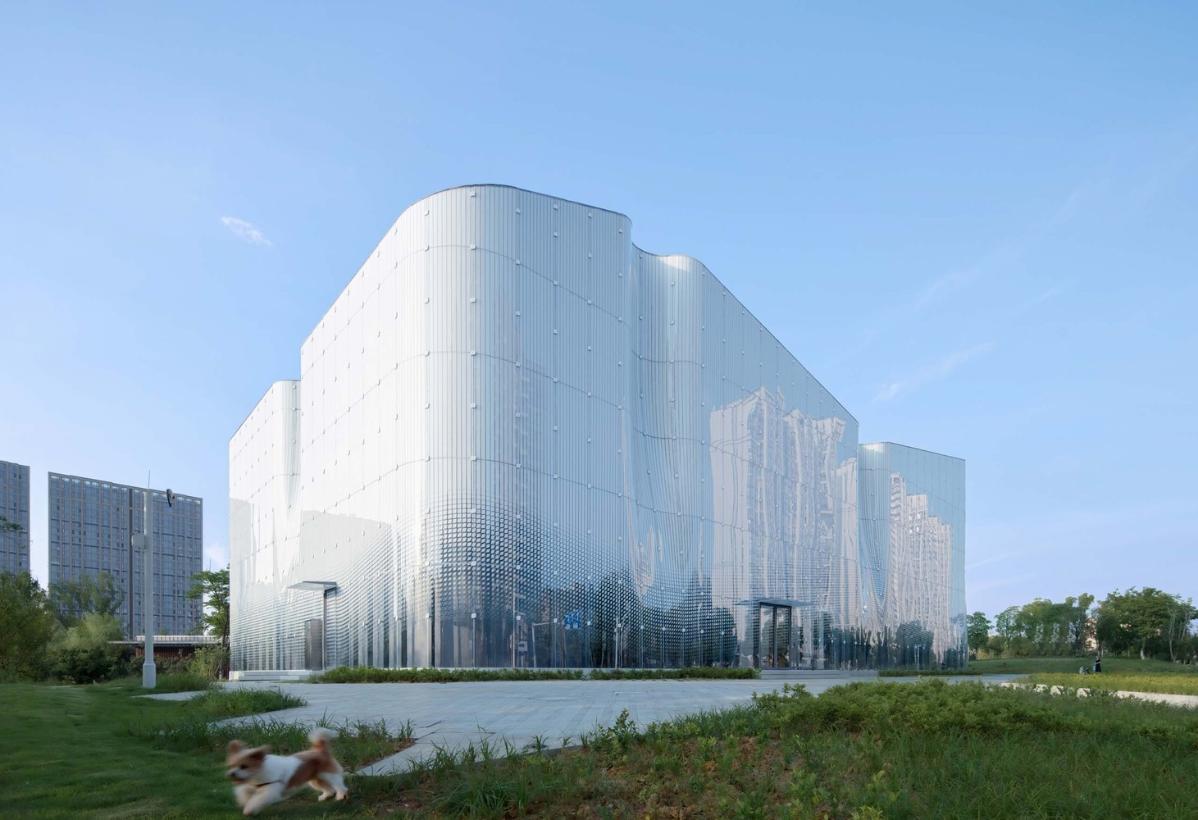 勻質(zhì)、柔和而多變的立面漸變層次，Homogeneous__soft_and_dynamic_facade_?存在建筑.jpg